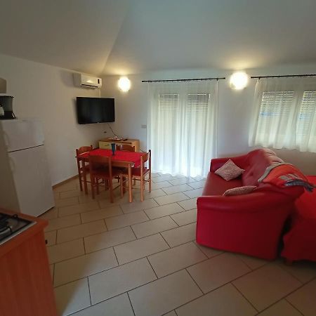 Apartment Studio Ta-Ti أوماغ المظهر الخارجي الصورة